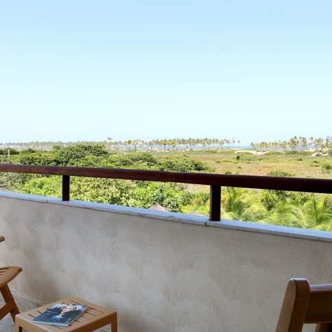 Varanda Suíte Junior com vista para natureza
